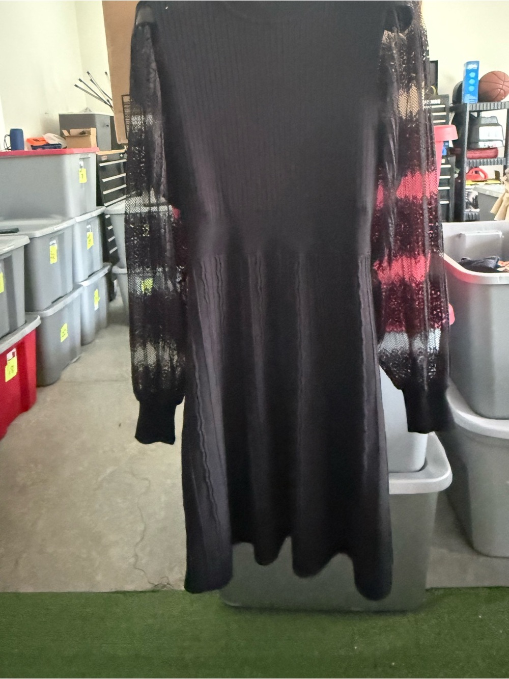 Black Knit Long-Sleeve Sweater Dress with Sheer Puff Sleeves mp81